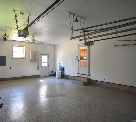 5721 Twickingham Court, Evansville, IN 47711