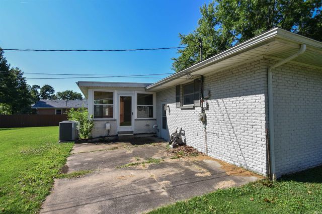 5721 Twickingham Court, Evansville, IN 47711