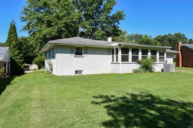 5721 Twickingham Court, Evansville, IN 47711