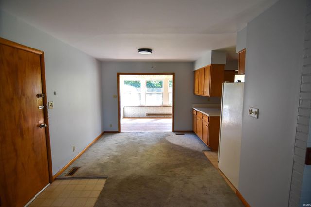 5721 Twickingham Court, Evansville, IN 47711