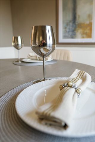 1253 Earlford Dr, Whitehall, PA 15227