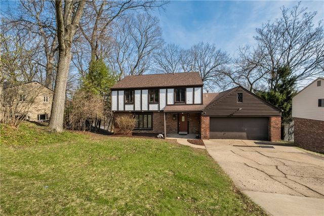 1253 Earlford Dr, Whitehall, PA 15227