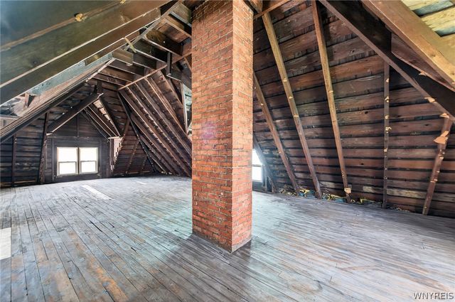 709 Hopkins Street, Buffalo, NY 14220