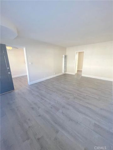 2115 Placentia Avenue 4, Costa Mesa, CA 92627