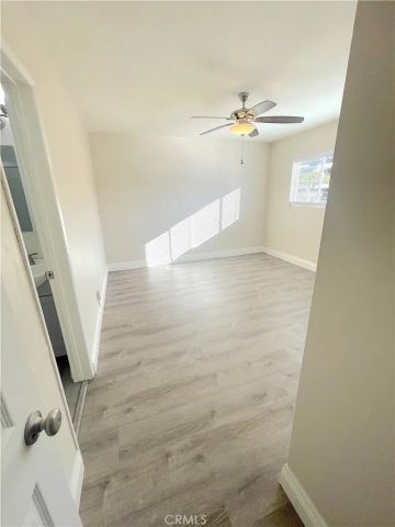 2115 Placentia Avenue 4, Costa Mesa, CA 92627