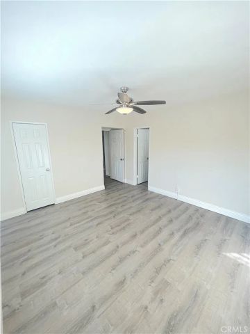 2115 Placentia Avenue 4, Costa Mesa, CA 92627