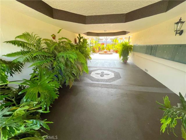 2115 Placentia Avenue 4, Costa Mesa, CA 92627