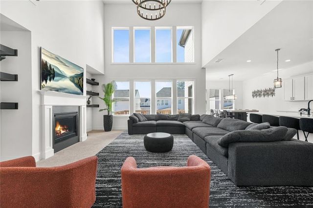 237 Tillman Pass, Woodstock, GA 30188