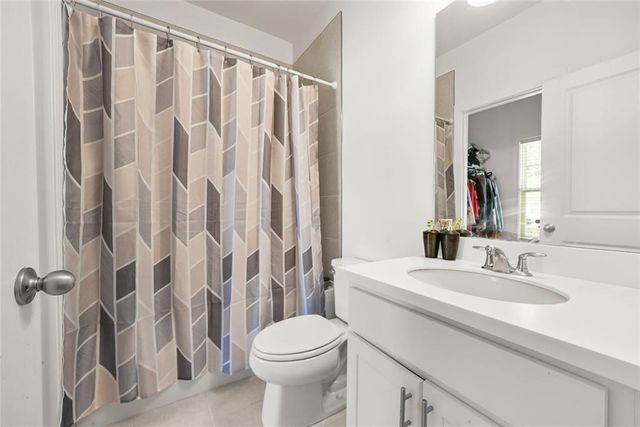 237 Tillman Pass, Woodstock, GA 30188