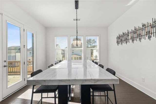 237 Tillman Pass, Woodstock, GA 30188