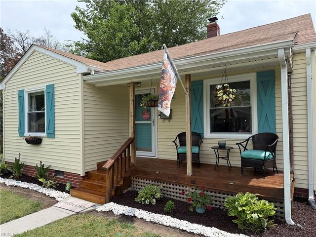 32 Foxgrape RD, Portsmouth, VA 23701