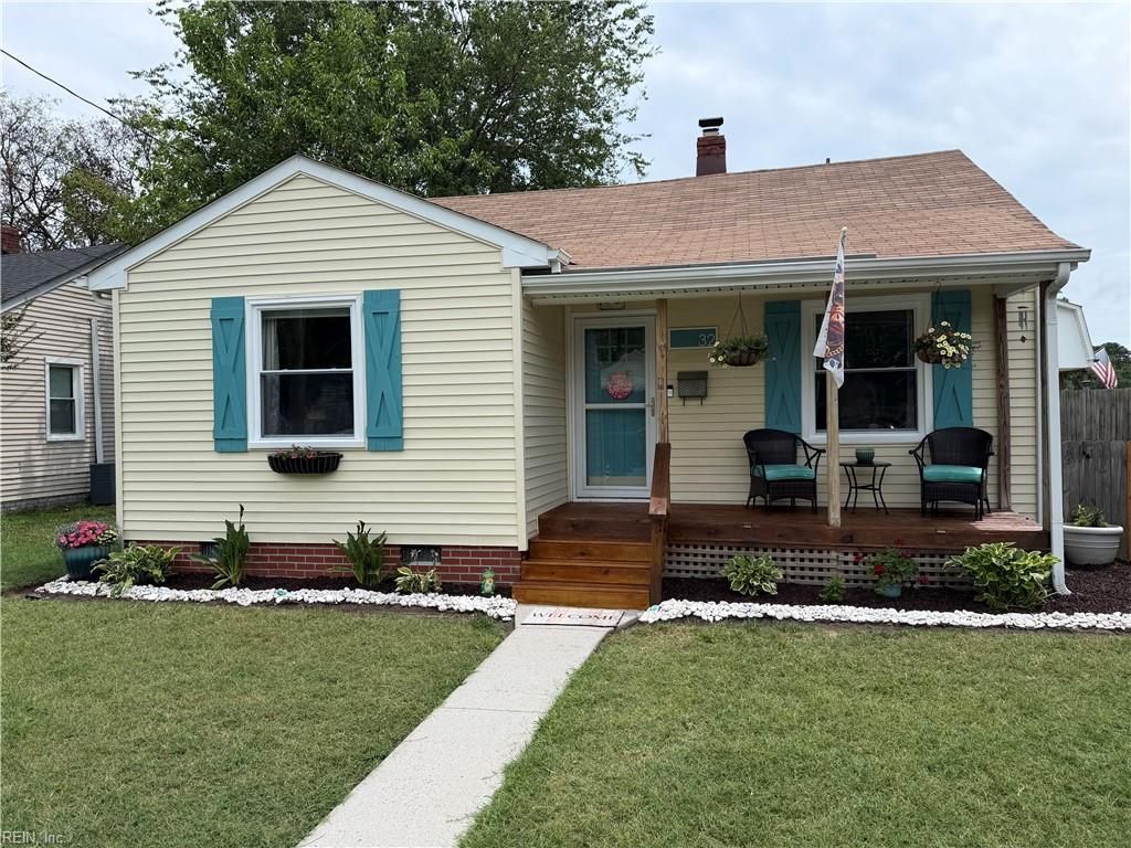 32 Foxgrape RD, Portsmouth, VA 23701