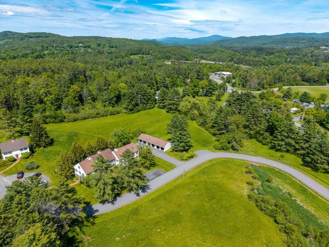 40 Norwich Meadows Dr Unit 10, Norwich, VT 05055