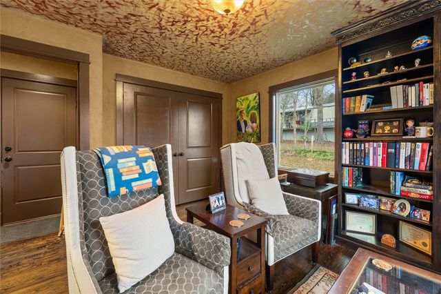 109 S Laurel Street, Walhalla, SC 29691