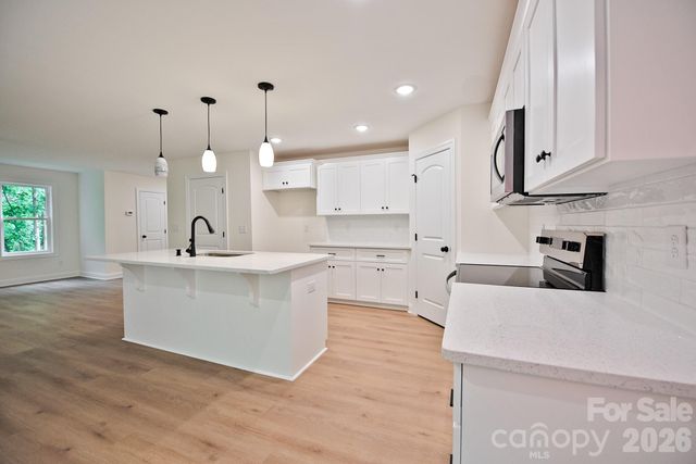 1211 BRECKEN Court, Kannapolis, NC 28081