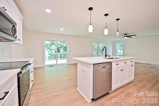 1211 BRECKEN Court, Kannapolis, NC 28081