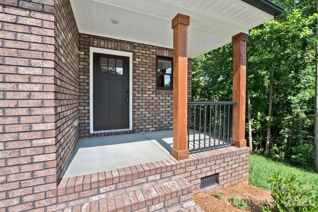 1211 BRECKEN Court, Kannapolis, NC 28081