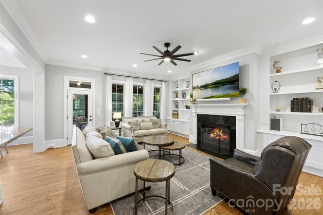 208 Tinkham Trail, Cramerton, NC 28032