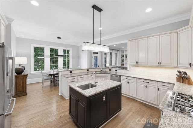 208 Tinkham Trail, Cramerton, NC 28032
