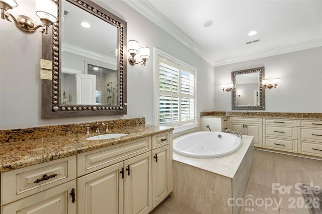 208 Tinkham Trail, Cramerton, NC 28032
