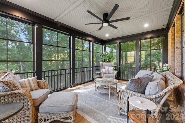 208 Tinkham Trail, Cramerton, NC 28032