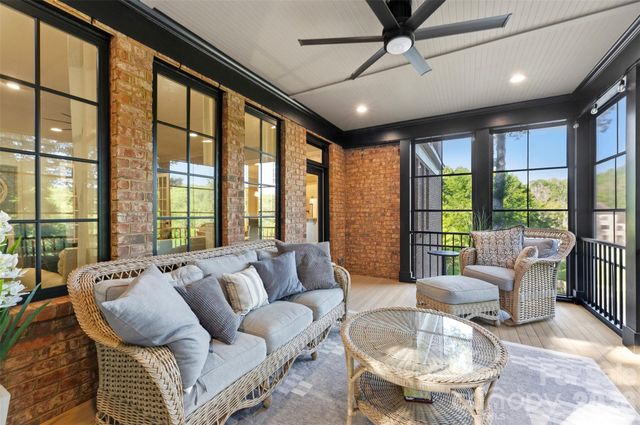 208 Tinkham Trail, Cramerton, NC 28032