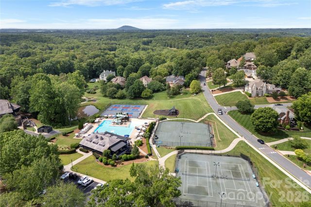 208 Tinkham Trail, Cramerton, NC 28032