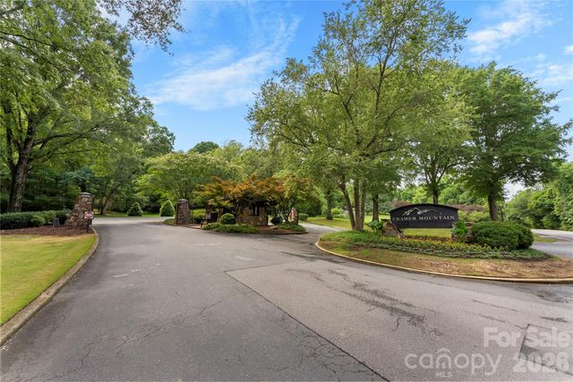 208 Tinkham Trail, Cramerton, NC 28032