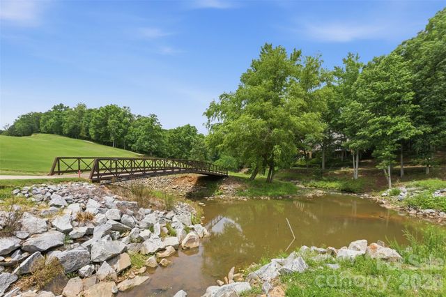 208 Tinkham Trail, Cramerton, NC 28032