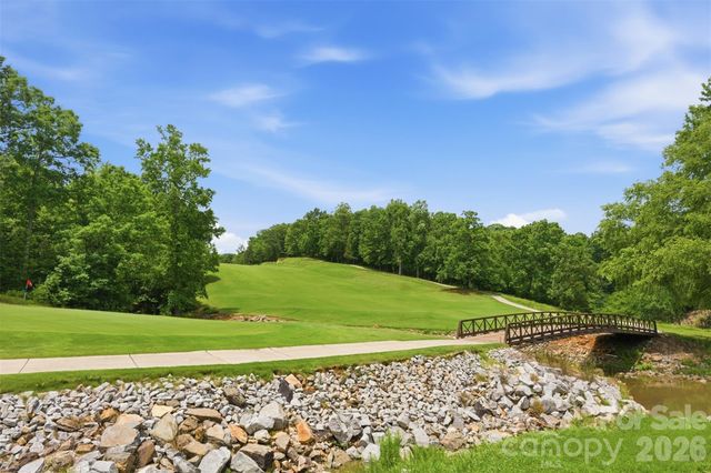 208 Tinkham Trail, Cramerton, NC 28032