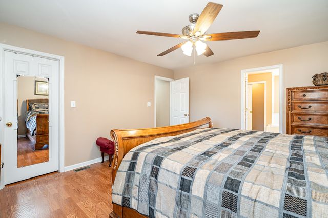 5221 Grand View Ln, Pleasant View, TN 37146