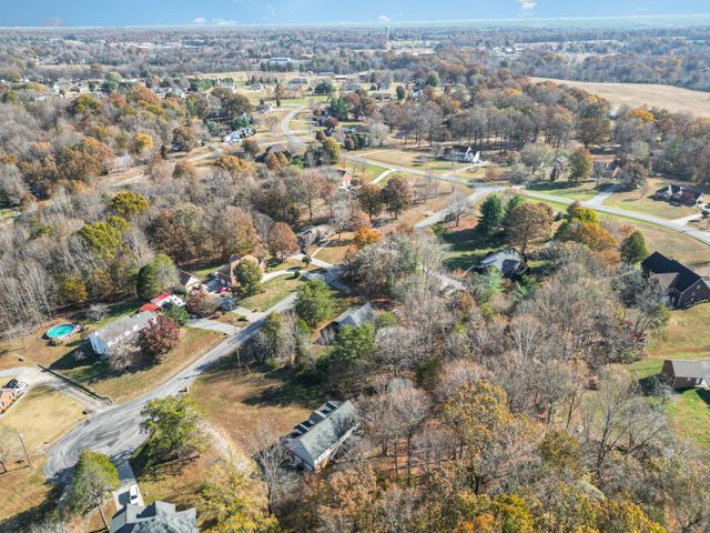 5221 Grand View Ln, Pleasant View, TN 37146