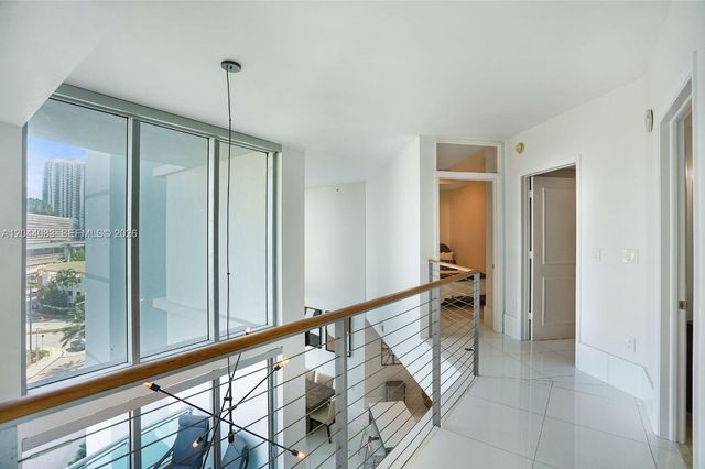 350 S Miami Avenue 713, Miami, FL 33130