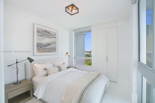 350 S Miami Avenue 713, Miami, FL 33130