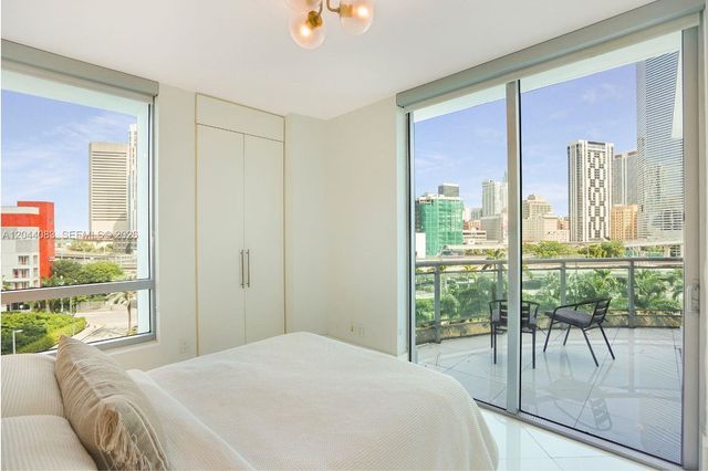 350 S Miami Avenue 713, Miami, FL 33130