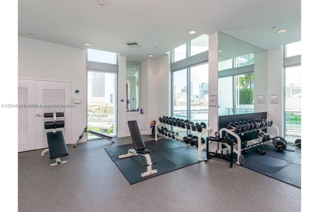 350 S Miami Avenue 713, Miami, FL 33130
