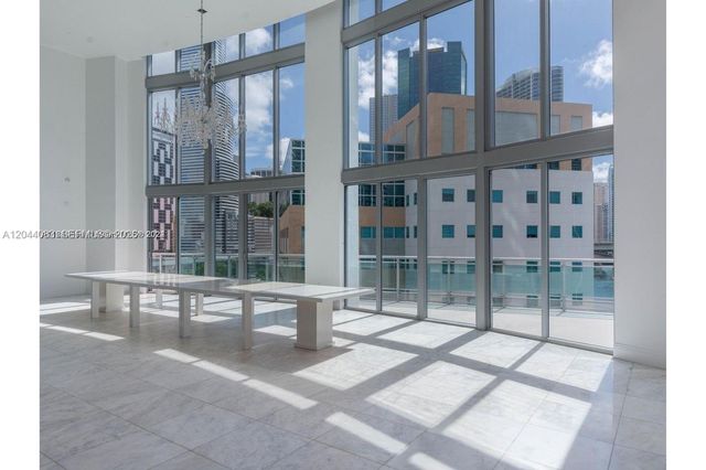350 S Miami Avenue 713, Miami, FL 33130