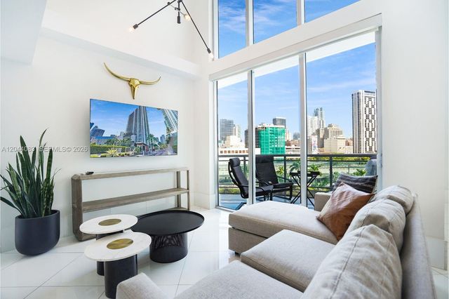 350 S Miami Avenue 713, Miami, FL 33130