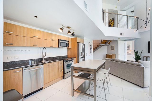 350 S Miami Avenue 713, Miami, FL 33130