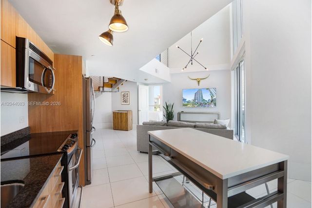 350 S Miami Avenue 713, Miami, FL 33130