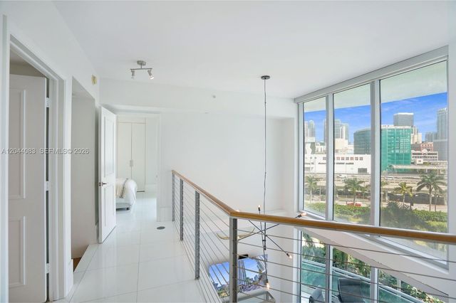 350 S Miami Avenue 713, Miami, FL 33130
