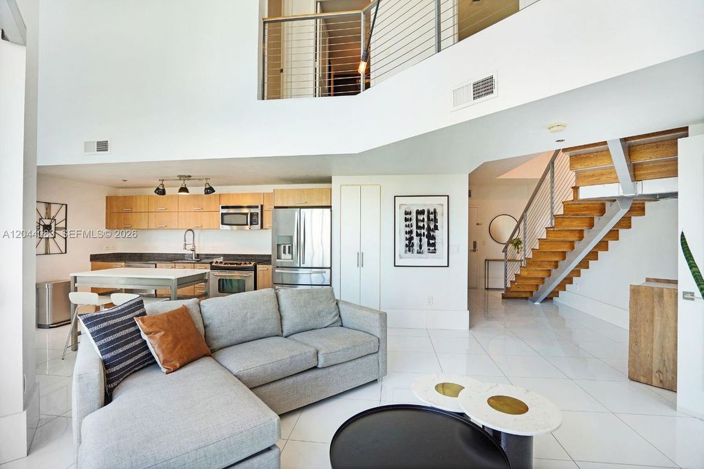 350 S Miami Avenue 713, Miami, FL 33130