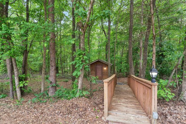 15108 Bridle Trace Lane, Pineville, NC 28134