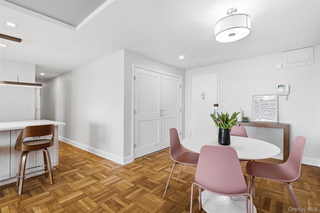 2 Washington Square 5H, Larchmont, NY 10538