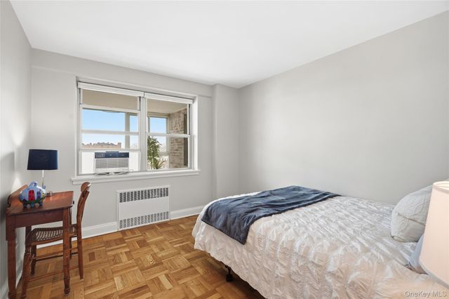 2 Washington Square 5H, Larchmont, NY 10538