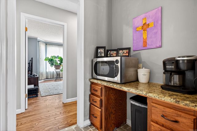 1800 Fox Trail Drive, Benton, AR 72019