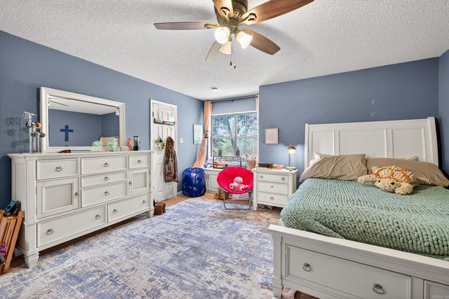 1800 Fox Trail Drive, Benton, AR 72019