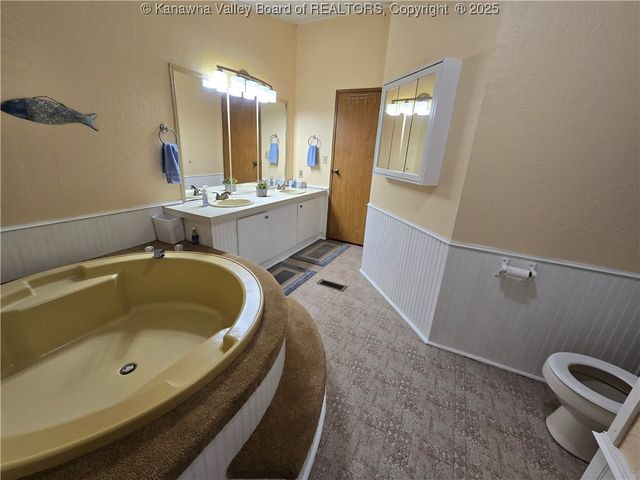 5870 Crooked Run Road, Ripley, WV 25271