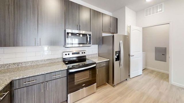 12001 Heatherly DR 5202, Austin, TX 78747