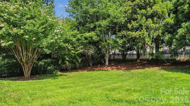 8405 Society Street, Charlotte, NC 28277